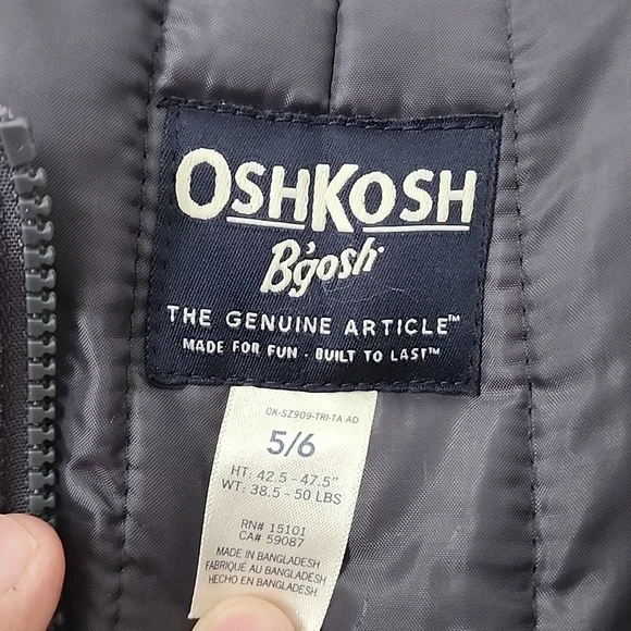 OshKosh B'Gosh Boys' Ski Jacket and Snowbib Snowsuit Set Size 5 - Picture 14 of 14